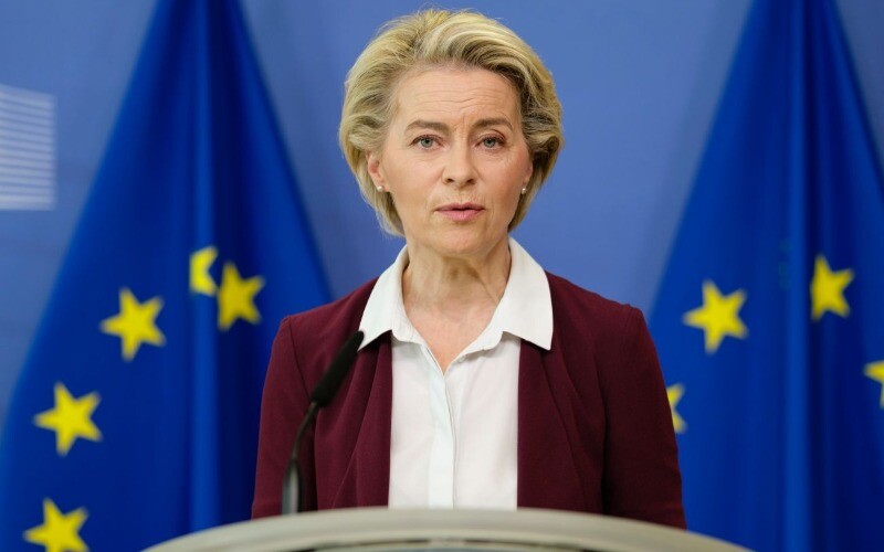 У Європарламенті депутати зареєстрували постанову про вотум недовіри Урсулі фон дер Ляєн