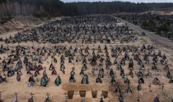 На Київщині знайшли ще одне масове поховання, де близько 900 цивільних
