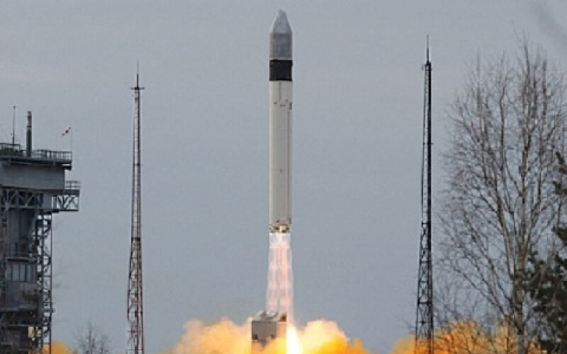 У Росії відновлюють виробництво ракет «Рокот»