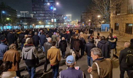 У Бєлграді відновилася акція протесту опозиції