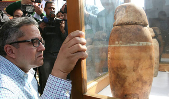 В Египте обнаружили некрополь жрецов с сокровищами