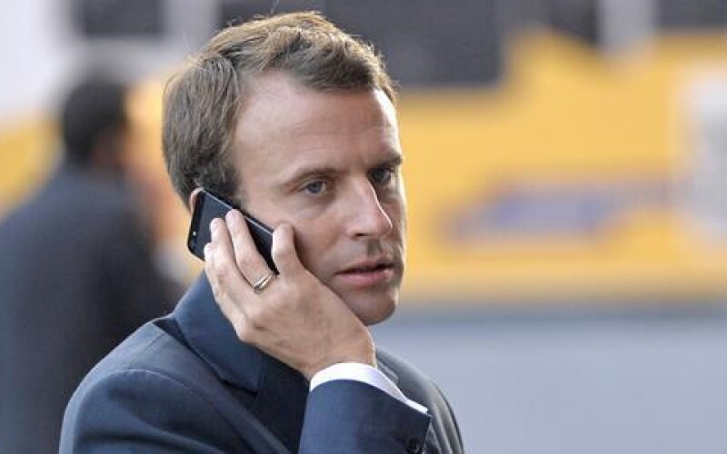 Еммануель Макрон змінює телефон після звітів про шпигунські програми
