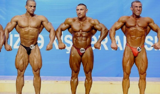 Бодибілдер у Львові вийшов на сцену під російськомовну пісню