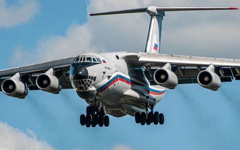 У росії військовий літак вибухнув під час випробовувань