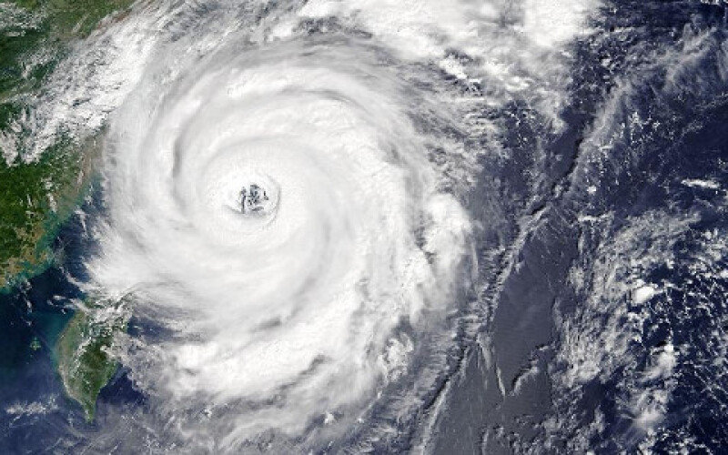 Новий циклон сформувався в Тихому океані і рухається до Японії