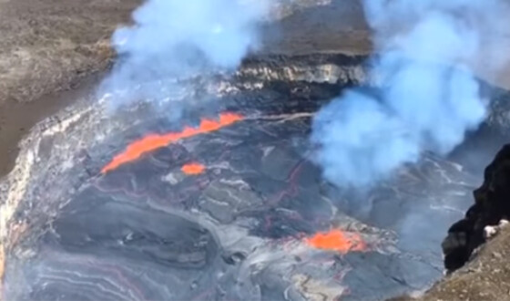 На Гавайях началось извержение вулкана. Видео