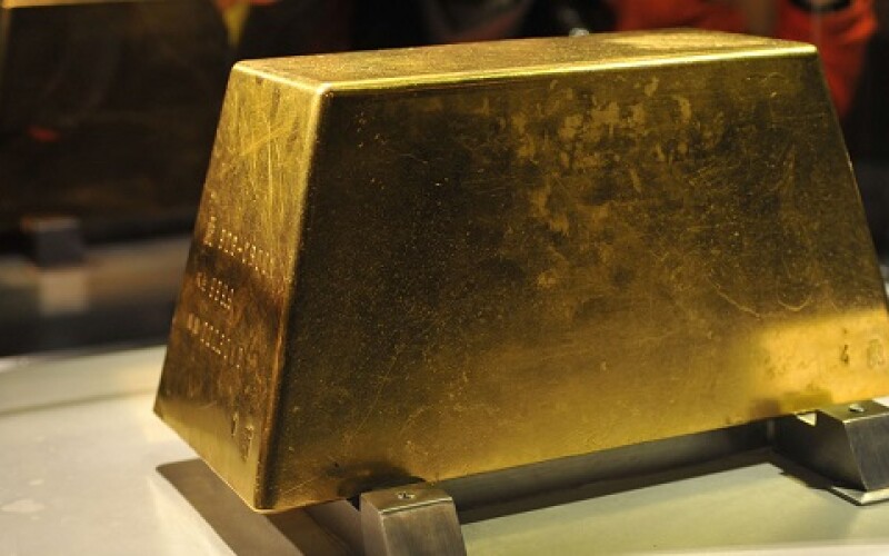 Найбільший у світі злиток золота подорожчав до $17 млн