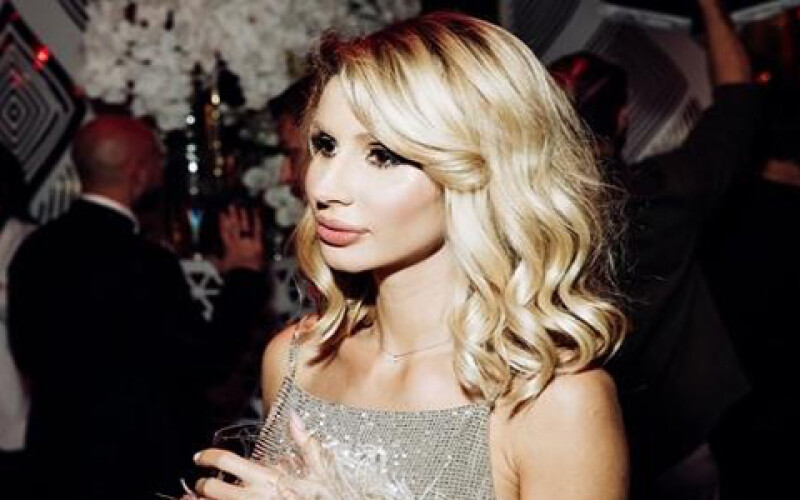Украинская певица получила главную награду журнала Glamour