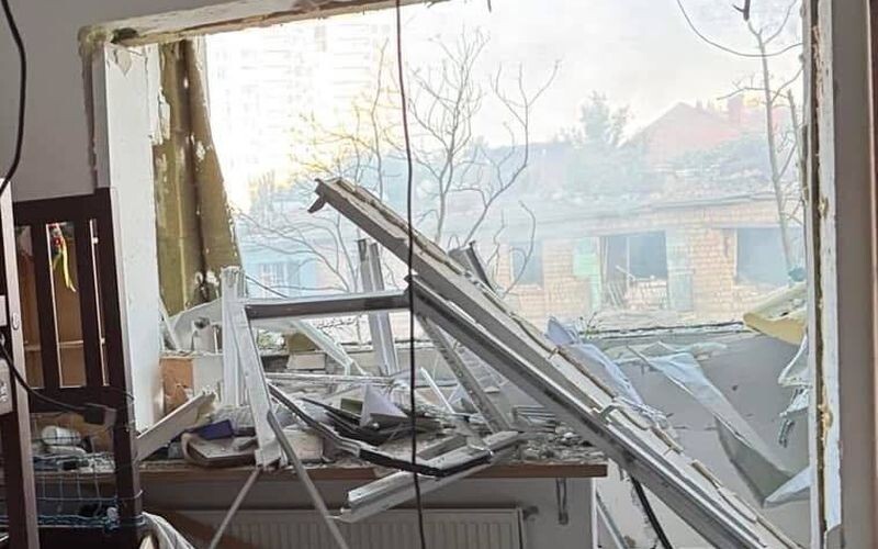 Внаслідок обстрілу Києва зруйнована квартиру соліста гурту «Антитіла» Тараса Тополі