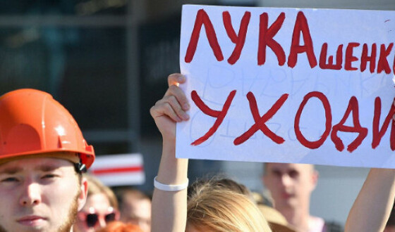 Лукашенко відповів на питання журналіста про тортури в ізоляторі на Окрестіна фразою «не санаторій»