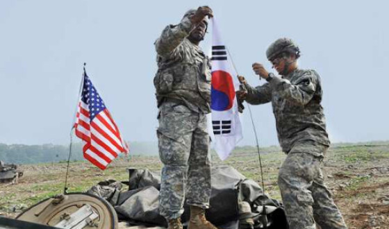 Корея профінансує армію США