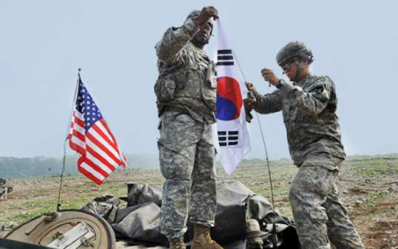 Корея профінансує армію США