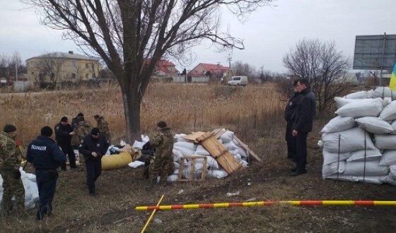 Поблизу Дніпра поліцейські завадили встановленню блок-посту
