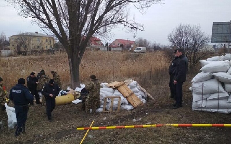 Поблизу Дніпра поліцейські завадили встановленню блок-посту