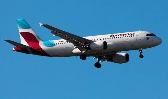 На рейсі Eurowings з Гран-Канарії до Гамбурга пасажир помер від інфаркту прямо на борту