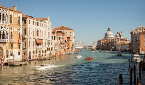 Центр Венеции затопило почти на 75%