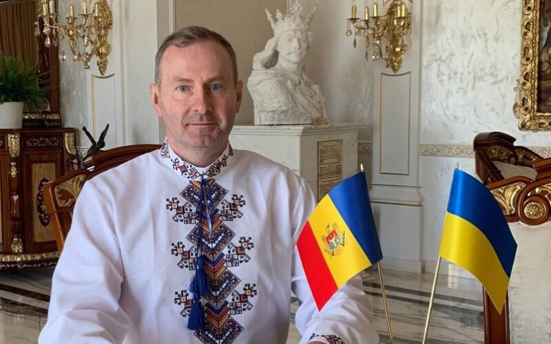 Скрипковський привітав усіх громадян Республіки Молдова з Днем Конституції