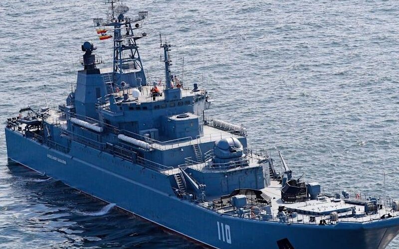 Російський військовий корабель помітили біля берегів Данії на тлі прольотів дронів