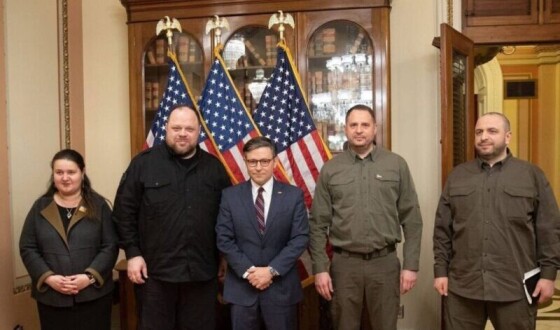 Рустем Умєров зустрівся зі спікером Конгресу США під час візиту до Вашингтона