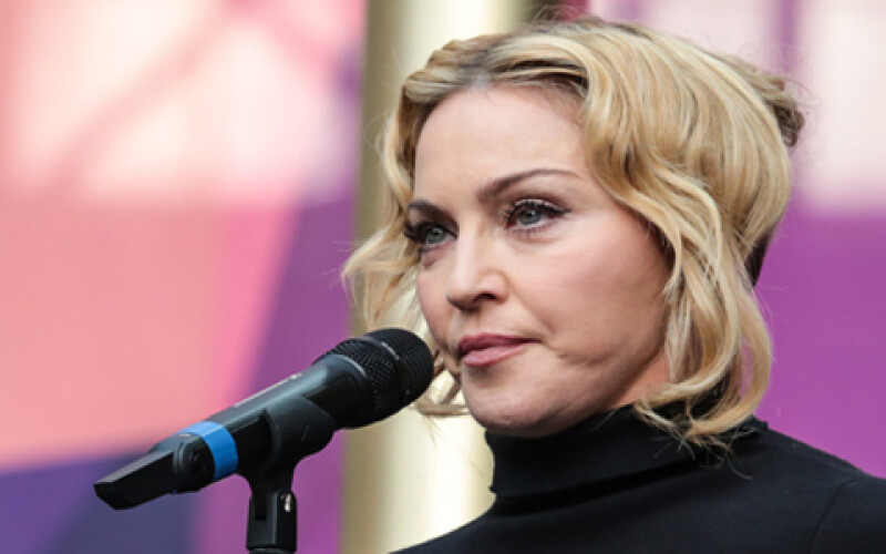 59-летняя Мадонна разочаровала фанатов. Видео
