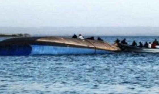 На Багамах 15 людей зникли безвісти під час катастрофи човна