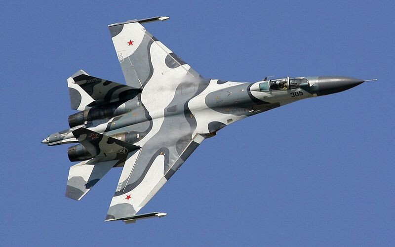 Над військовим аеродромом Енгельса окупанти збили власний винищувач Су-27