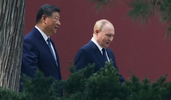 Сі Цзіньпін експлуатує пам’ять про Другу світову війну
