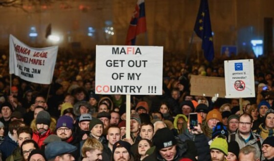 У Словаччині прокотилася хвиля мітингів проти Роберта Фіцо