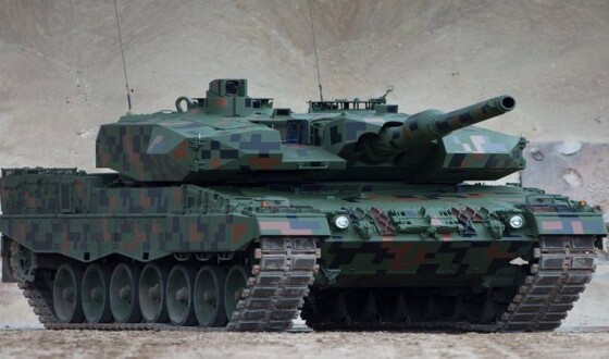 Німецькі танки &#8220;Леопард&#8221; прибули до України