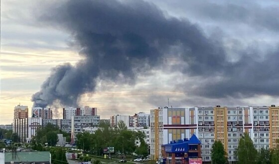 У російському Татарстані горить завод КамАЗ