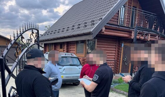 У Рівному командир військової частини змушував підлеглих будувати йому дім