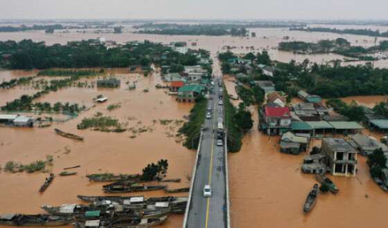 У В&#8217;єтнамі 40 людей загинули через повені, викликані зливами