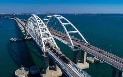 Окупанти намагаються з’єднати РФ з Кримом через окуповані території