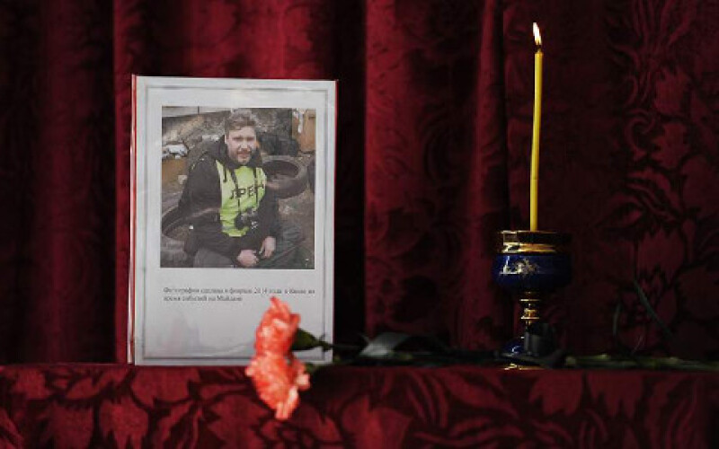У Росії заявили про причетність українських силовиків до вбивства фотожурналіста Стеніна
