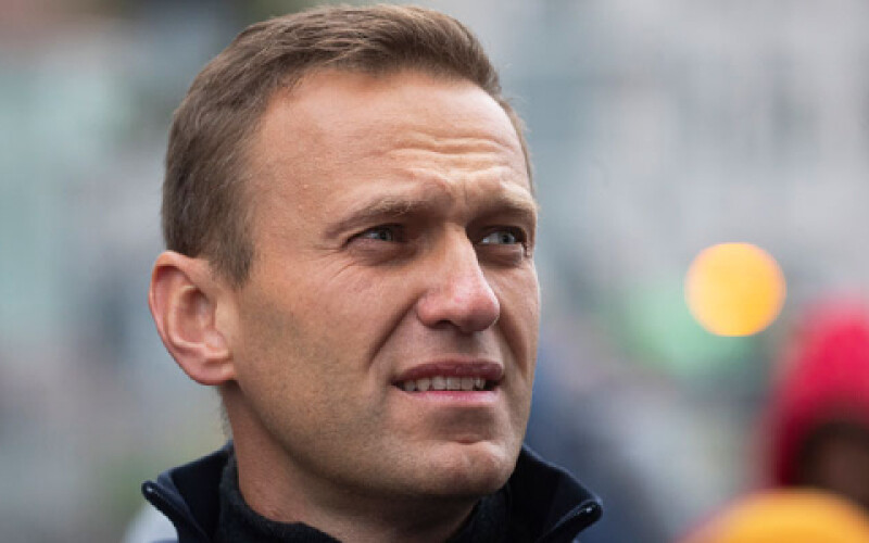 Політик Олексій Навальний продав біткойни і покинув Росію