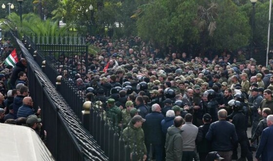 В Абхазії протестувальники вимагають відставки «президента»