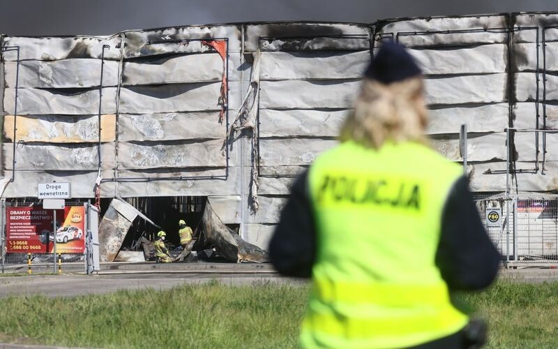 У Польщі звинувачують двох українців у підпалі ТЦ Marywilska у Варшаві