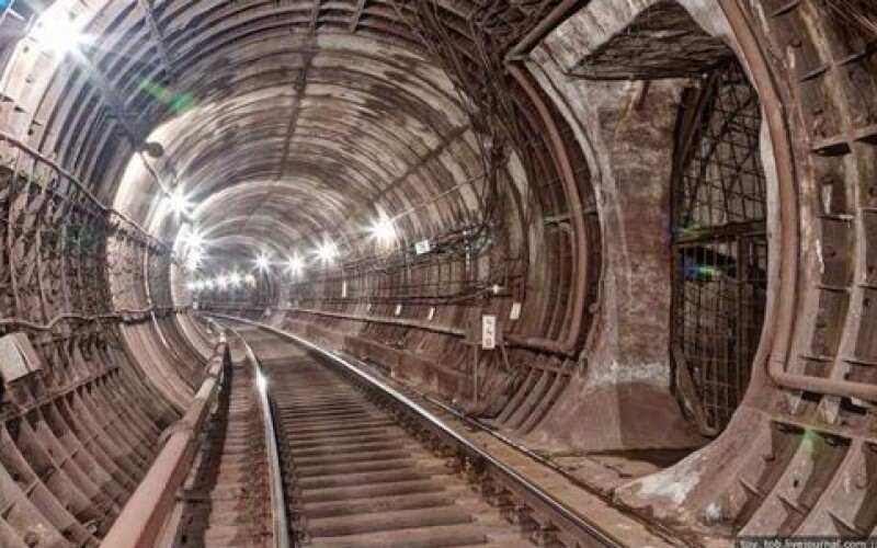 Кабмин утвердил схему списания Киеву средств для строительства метро на Виноградарь