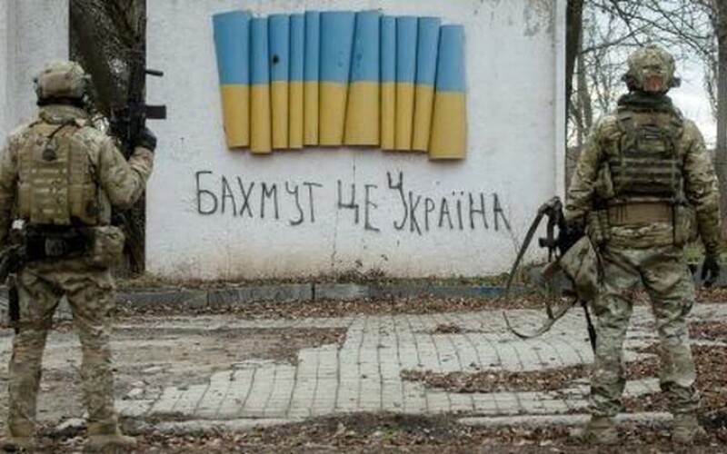 У Києві назвали дві умови обговорення мирних планів