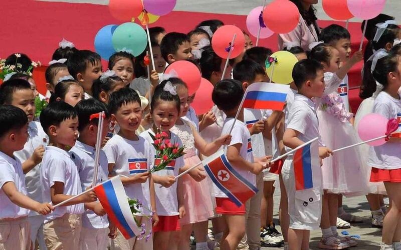 Російська мова стала обов&#8217;язковою у школах Північної Кореї