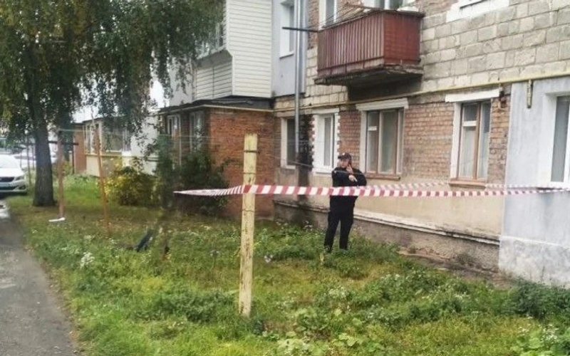 На Львівщині чоловік поранив ножем військового ТЦК та втік