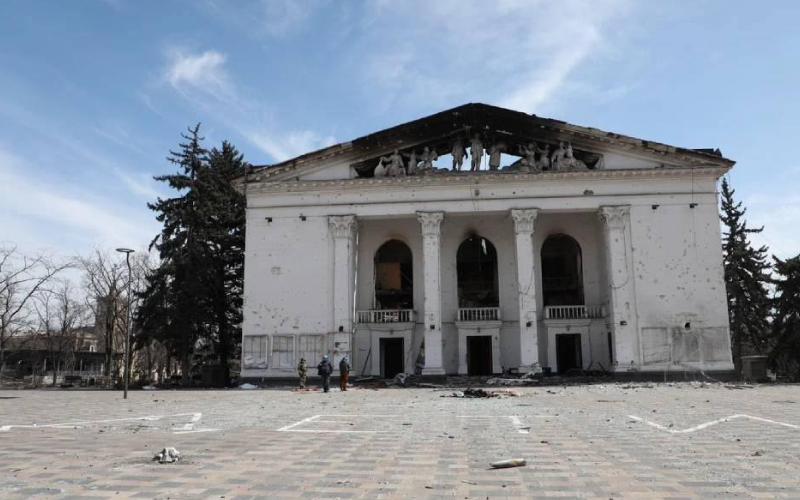 Окупанти планують відкрити Маріупольський драмтеатр, зруйнований у 2022 році