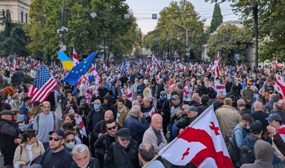 У Тбілісі відбуваються протести на тлі місцевих виборів
