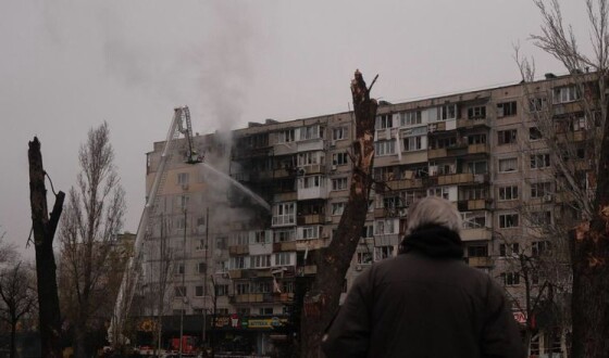 Ворог атакував Київ та область ракетами та дронами: є загиблі мирні люди