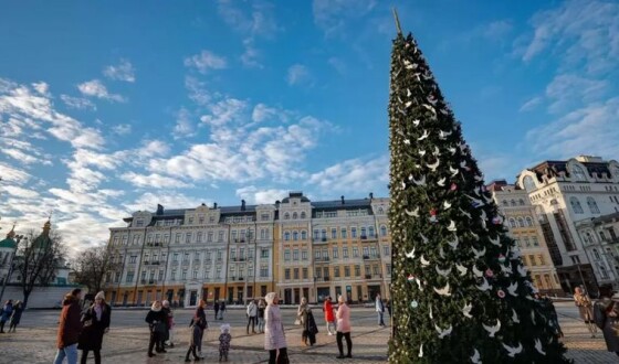 Новорічна ялинка у Києві буде, але без масових святкувань