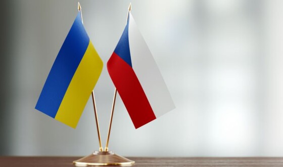 Чехія надала Україні 45 тонн гуманітарної допомоги для енергосектору
