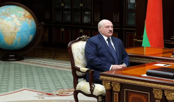 Лукашенко побажав Україні «якнайшвидшого миру» до Дня Незалежності