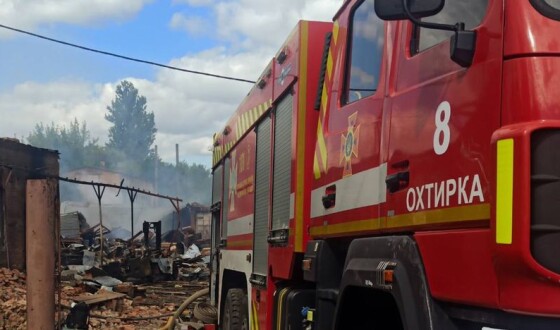 Ворог завдав масованого удару дронами по Сумщині