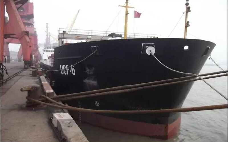 Ударні дрони потопили вантажне судно «Порт Оля 4» в астраханському порту Оля