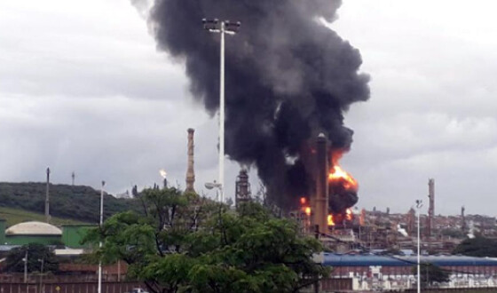 У ПАР в результаті вибуху на нафтопереробному заводі постраждали семеро людей